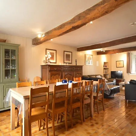 Holiday home Stylish In Sourbrodt, Cleaning Included Andrifosse